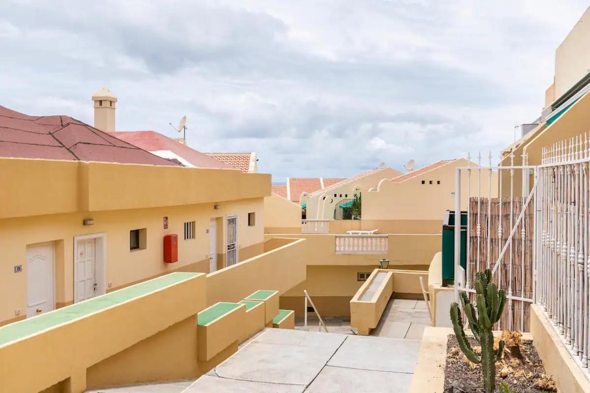 Luxury Flat, Few Minutes From Fanabe Beach!