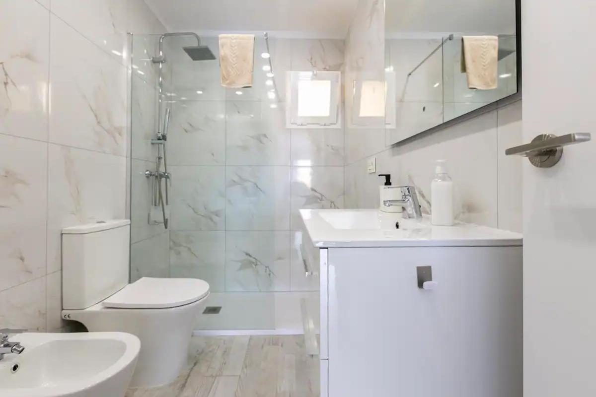Luxury Flat, Few Minutes From Fanabe Beach!