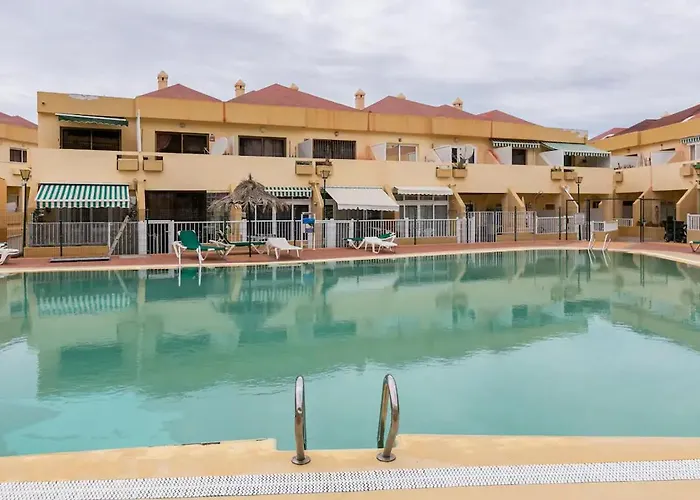 Luxury Flat, Few Minutes From Fanabe Beach!